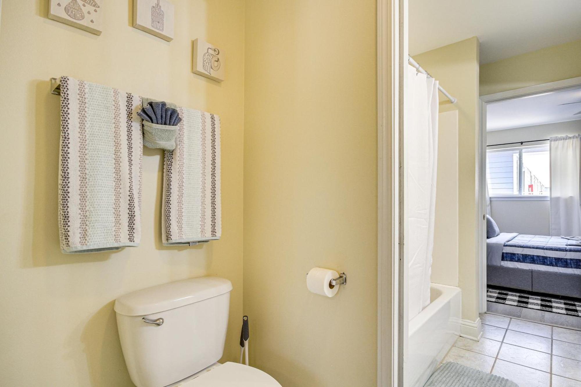 Airy Biloxi Condo With Patio Walk To Beach! Ngoại thất bức ảnh